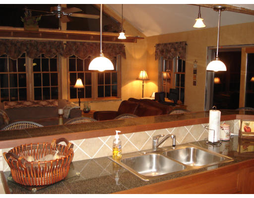 44 Breakneck Road Sturbridge, MA 01566 - Photo 9 of 28