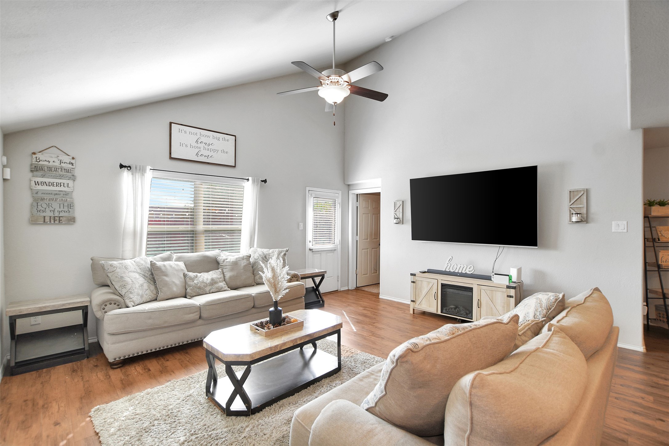 1022 Rancho Grande Drive Channelview, TX 77530 - Photo 18 of 36 a living room with furniture and a flat screen tv