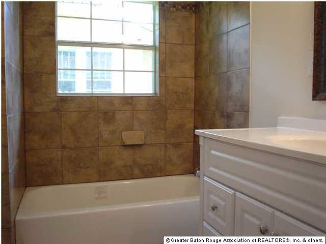 339 Edison Street Baton Rouge, LA 70806 - Photo 4 of 5