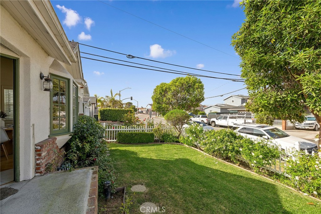 4914 Halison Street Torrance, CA 90503 - Photo 3 of 51 a view of a back yard of the house