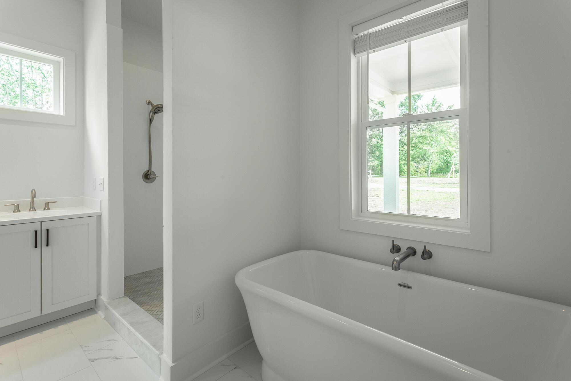 720 Miller Road Signal Mountain, TN 37377 - Photo 17 of 118 Master Soaking Tub