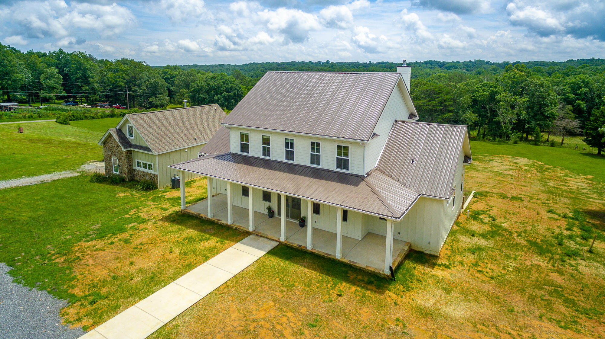 720 Miller Road Signal Mountain, TN 37377 - Photo 3 of 118 Aerial Front View
