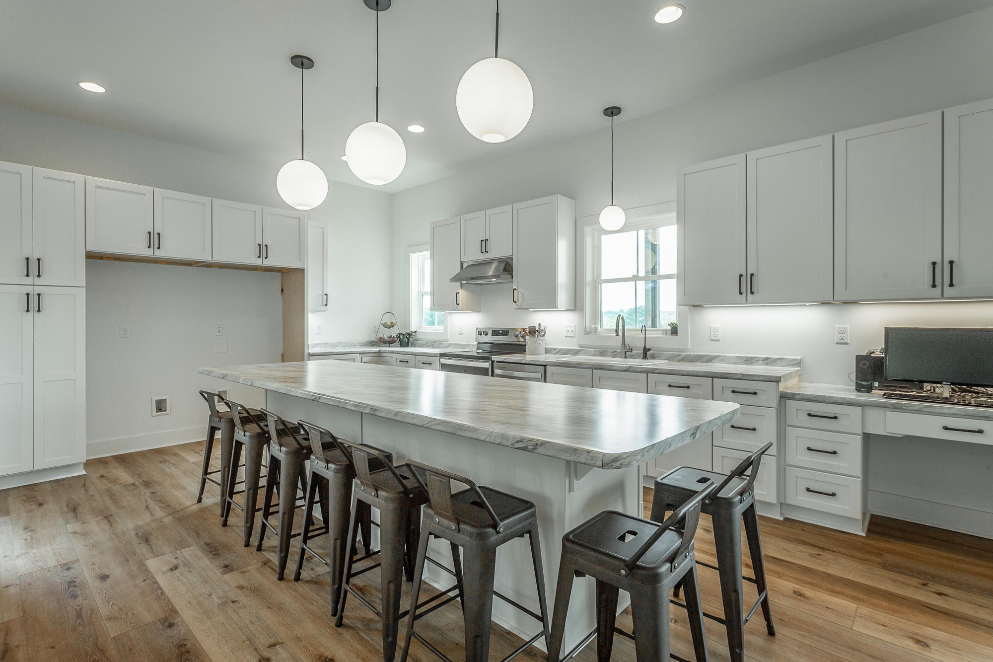 720 Miller Road Signal Mountain, TN 37377 - Photo 6 of 118 Kitchen