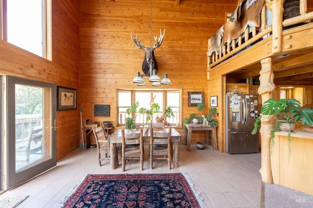 $1,800,000 | 9885 Challis Creek Road, Challis, ID 83226