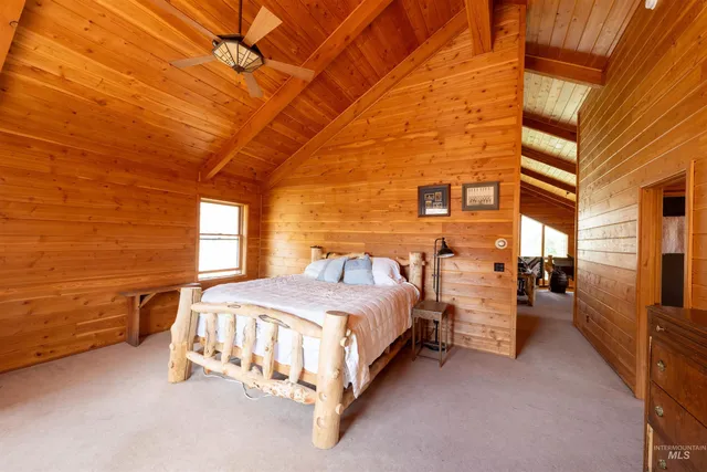 $1,800,000 | 9885 Challis Creek Road, Challis, ID 83226