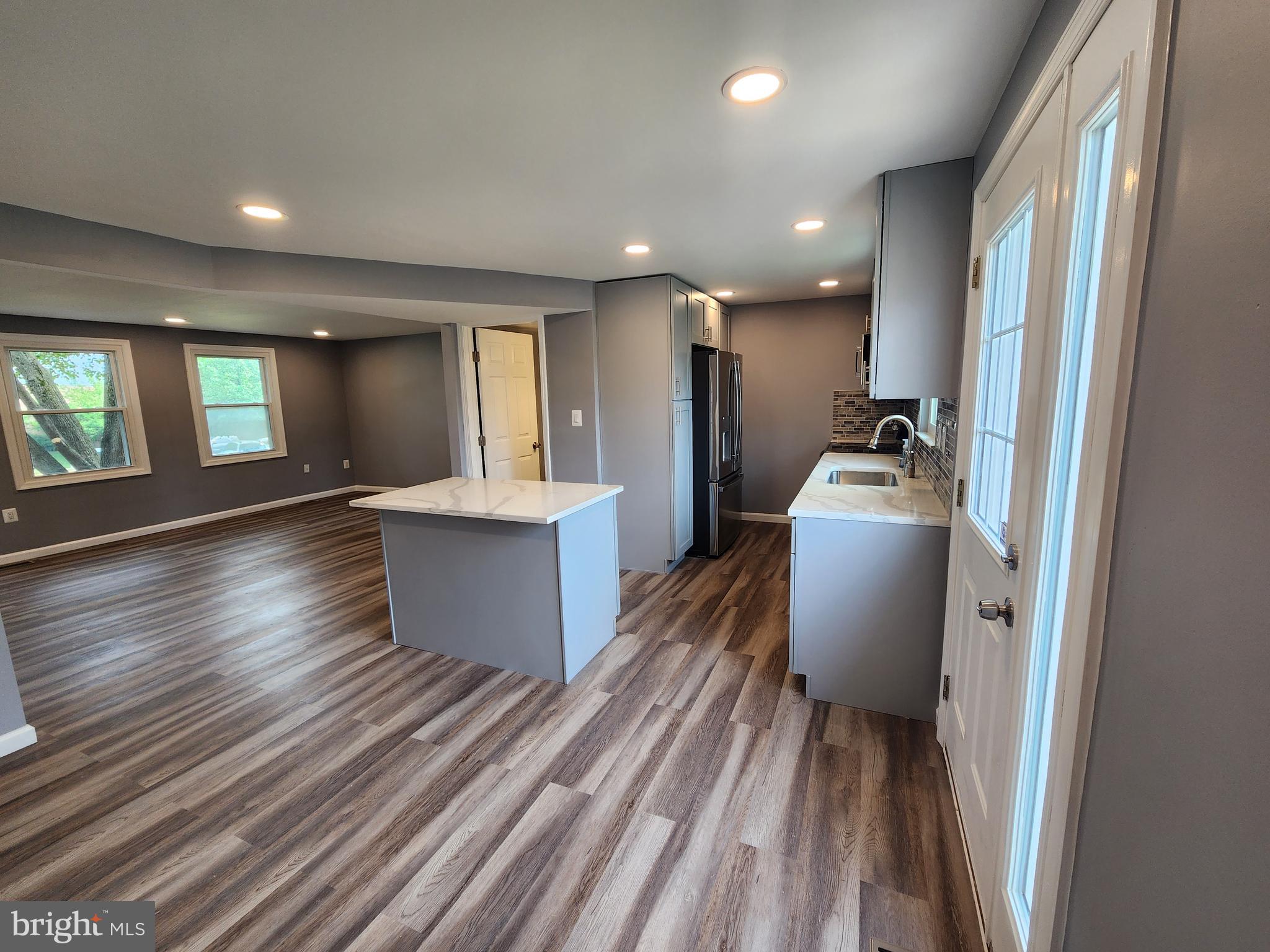 8444 Stonewall Road Manassas, VA 20110 - Photo 8 of 65 Gallery Image 8