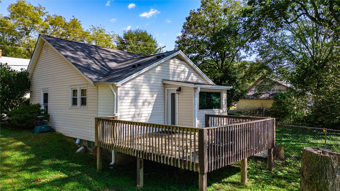 202 Barton Street Easley, SC 29640 - Photo 21 of 23 Gallery Image 21