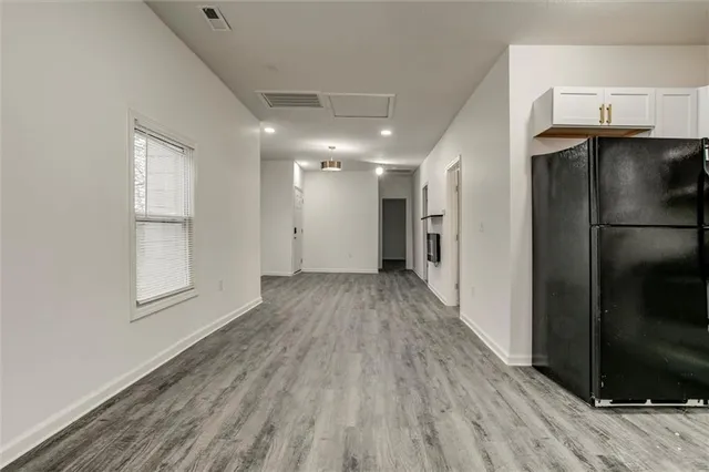 $244,900 | 2421 Chestnut Avenue, Kansas City, MO 64127