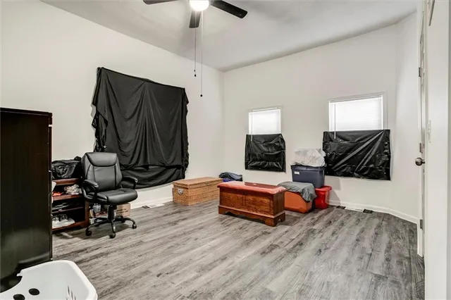 $244,900 | 2421 Chestnut Avenue, Kansas City, MO 64127