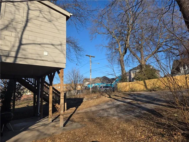 $240,000 | 2421 Chestnut Avenue, Kansas City, MO 64127