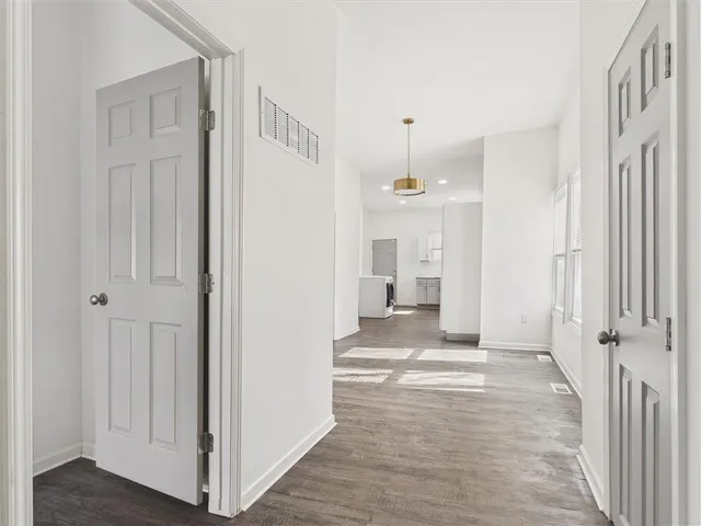 $240,000 | 2421 Chestnut Avenue, Kansas City, MO 64127