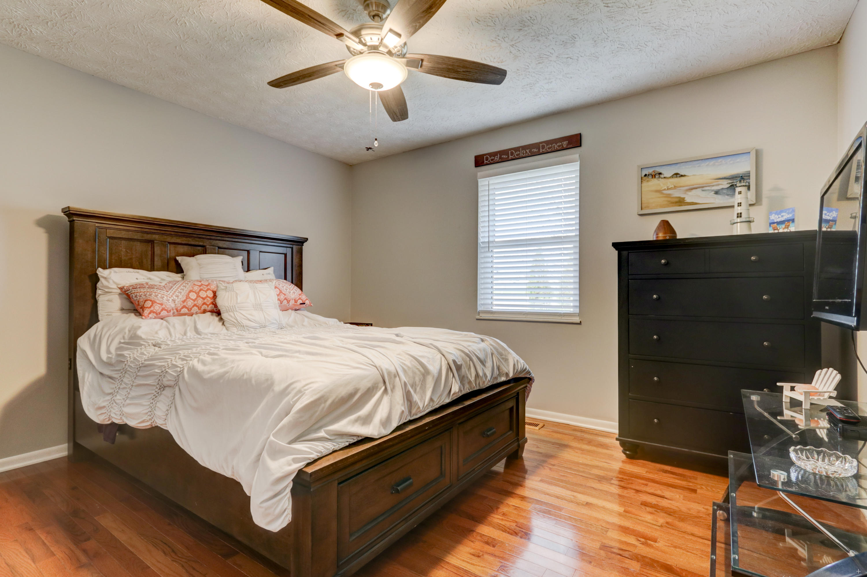 7313 Clarendon Road Powell, TN 37849 - Photo 15 of 26 Positive Perceptions-18