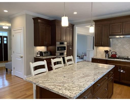 18 Hunters Ridge Way Hopkinton, MA 01748 - Photo 5 of 30 Gallery Image 5
