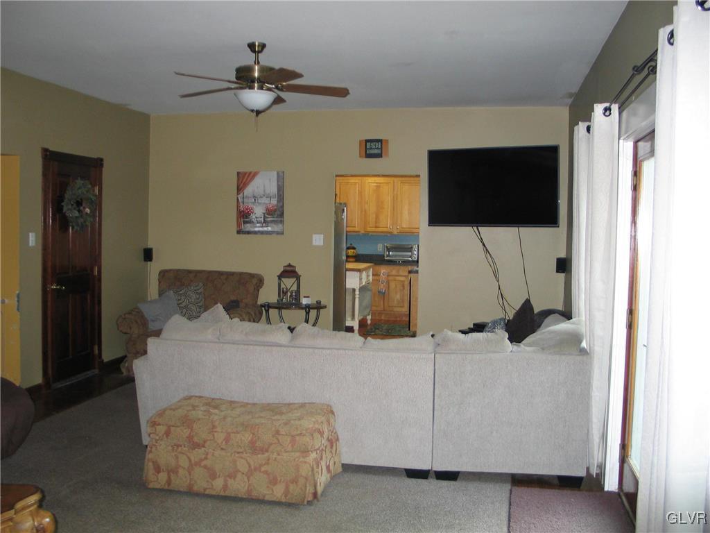 9173 North Loop Road Slatington, PA 18080 - Photo 15 of 31 Gallery Image 15