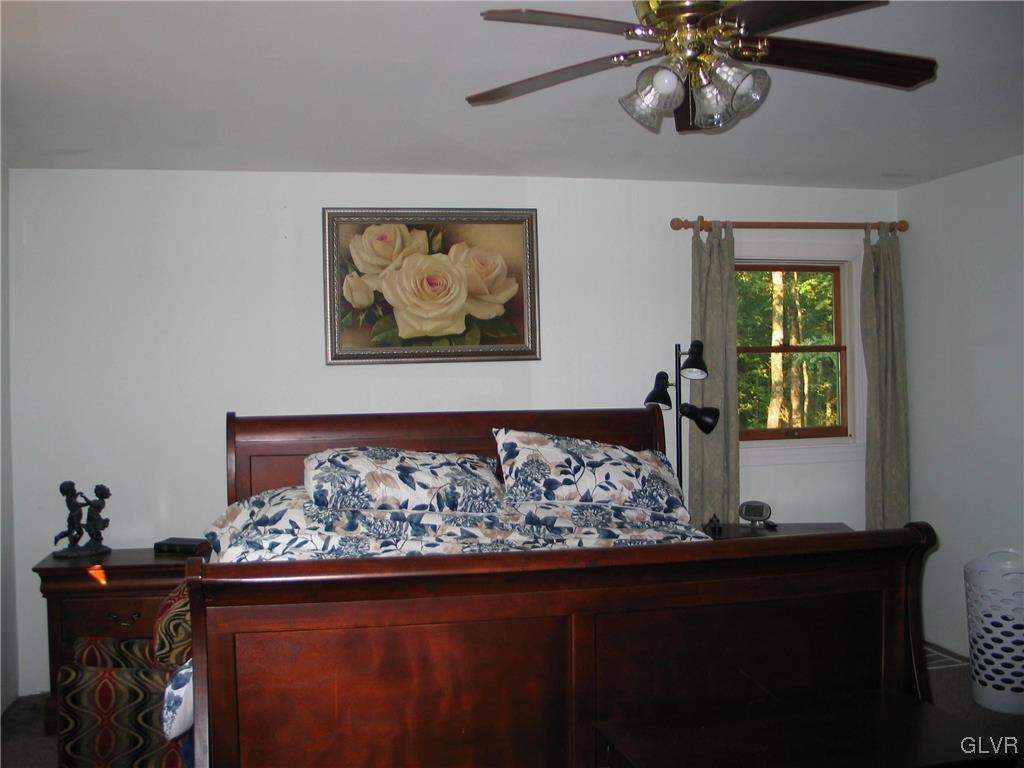9173 North Loop Road Slatington, PA 18080 - Photo 16 of 31 Gallery Image 16
