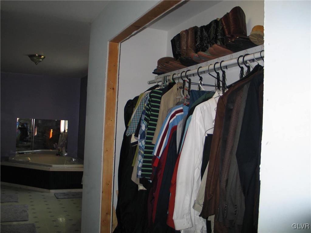 9173 North Loop Road Slatington, PA 18080 - Photo 19 of 31 Gallery Image 19