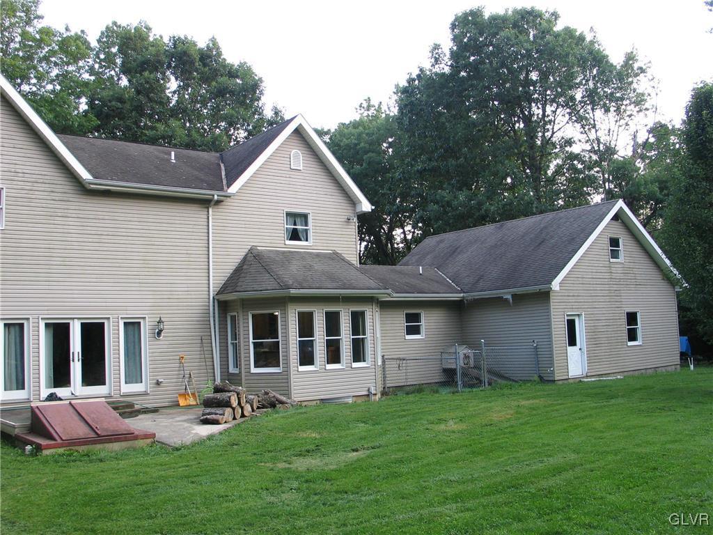 9173 North Loop Road Slatington, PA 18080 - Photo 3 of 31 Gallery Image 3