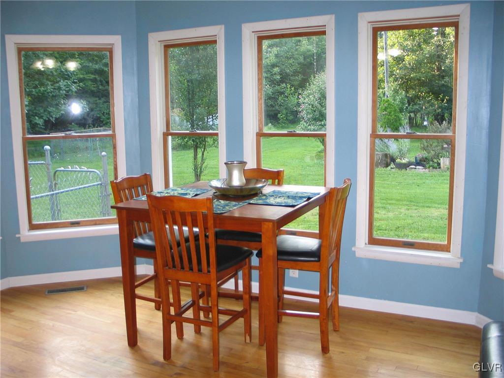 9173 North Loop Road Slatington, PA 18080 - Photo 9 of 31 Gallery Image 9
