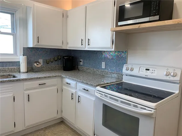 $5,000 | 40 East Bowery Street, Newport, RI 02840