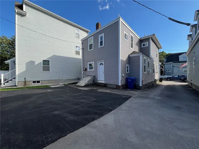 $5,000 | 40 East Bowery Street, Newport, RI 02840