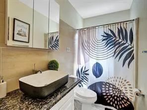 $4,000 | 545 Northwest 46th Avenue, Plantation, FL 33317