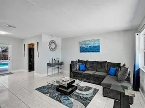 $4,000 | 545 Northwest 46th Avenue, Plantation, FL 33317