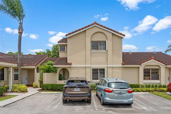 $450,000 | 6233 Northwest 170th Terrace, Hialeah, FL 33015