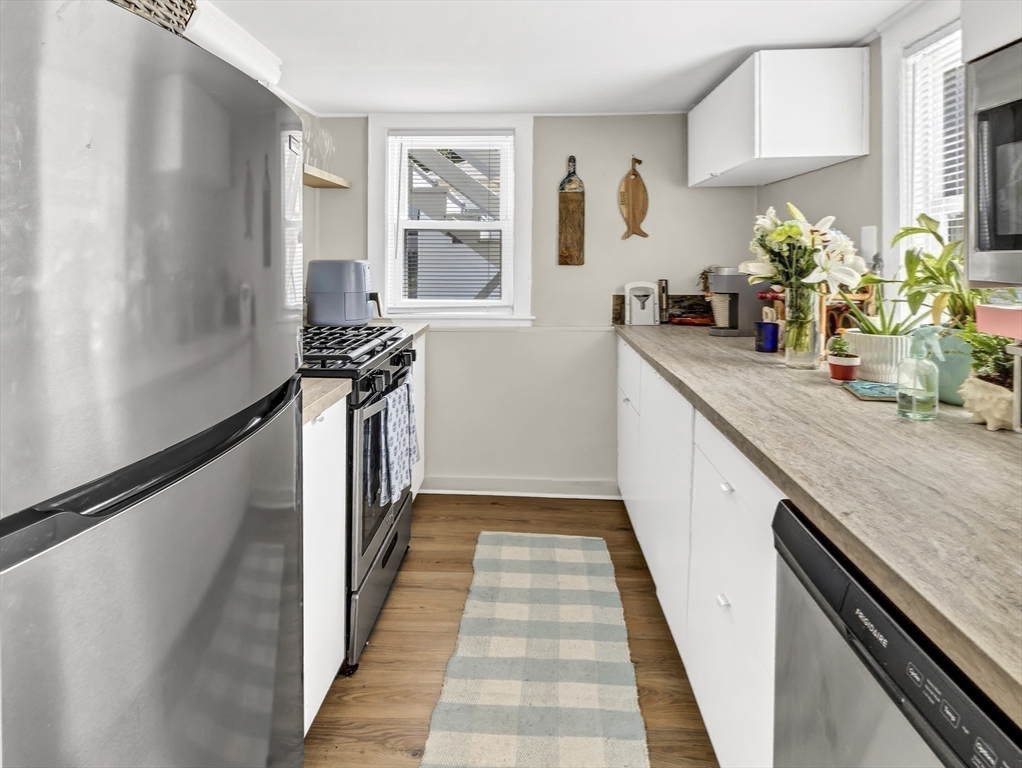 52 H Street Hull, MA 02045 - Photo 19 of 41