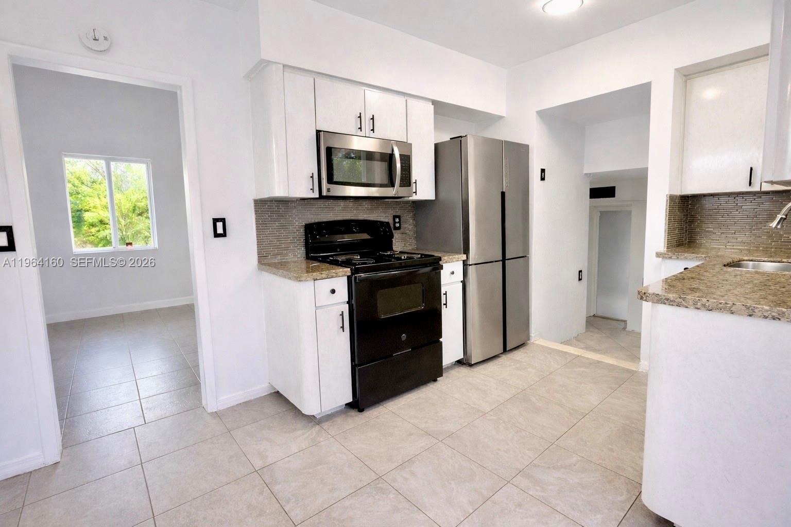 640 Northwest 16th Street Pompano Beach, FL 33060 - Photo 18 of 36