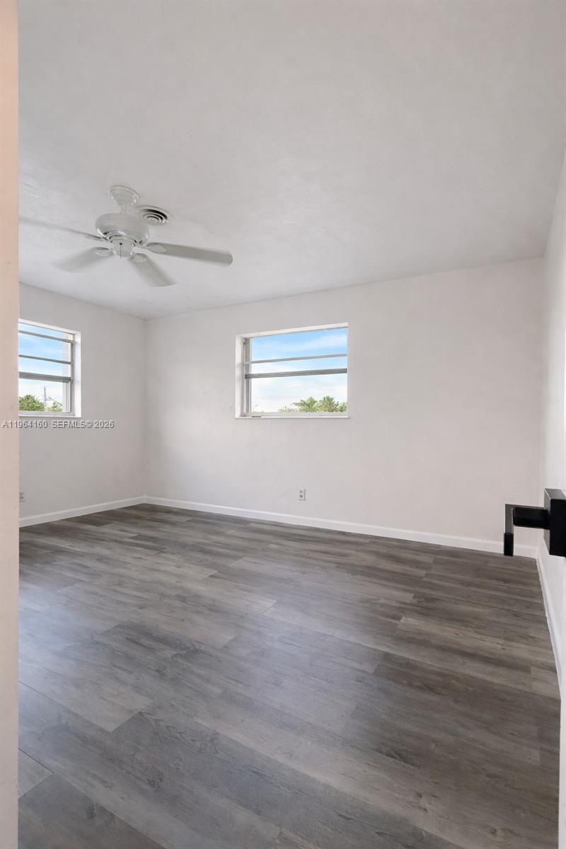 640 Northwest 16th Street Pompano Beach, FL 33060 - Photo 8 of 36
