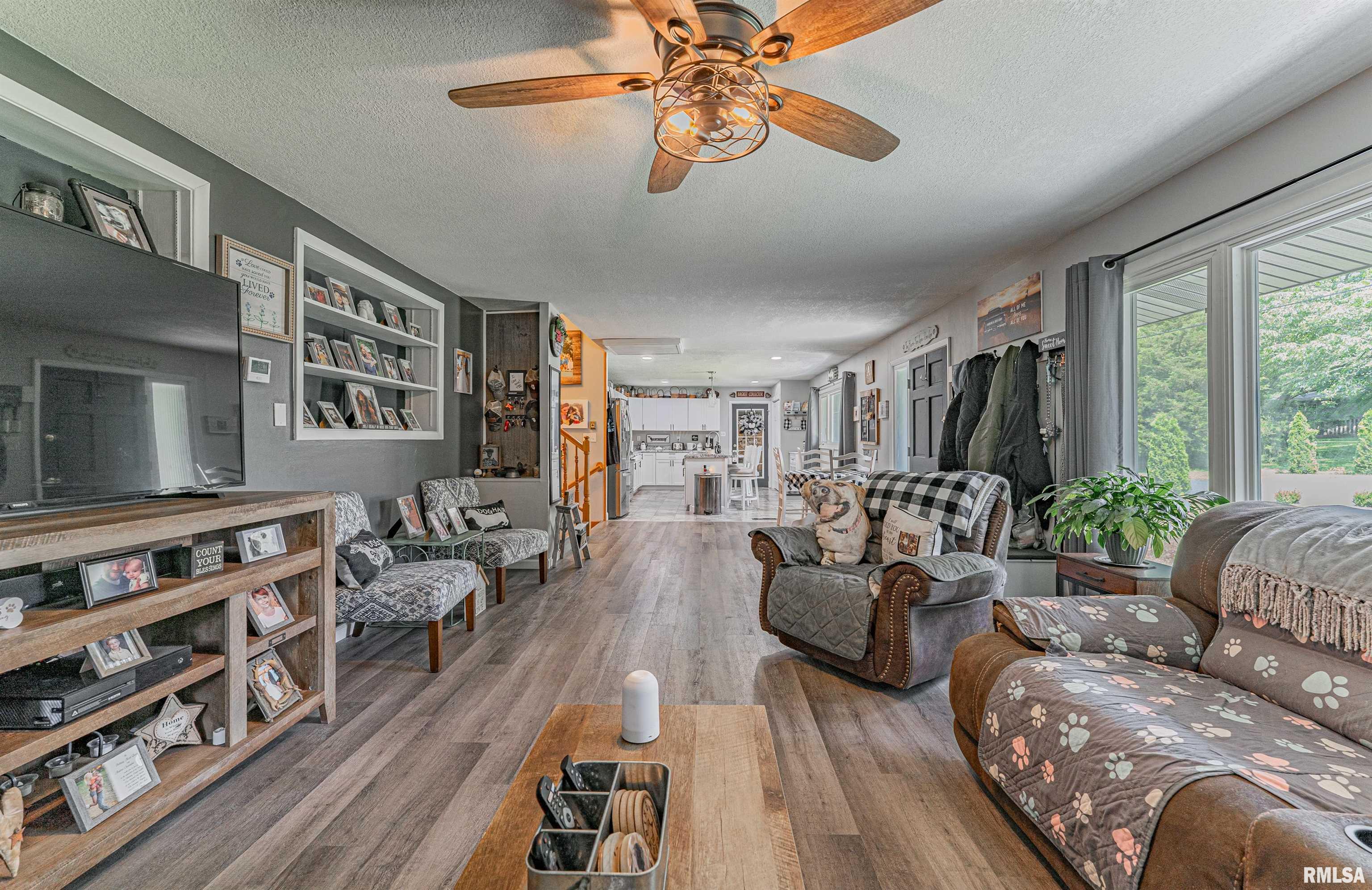 35 Arabian Spur Springfield, IL 62702 - Photo 8 of 43