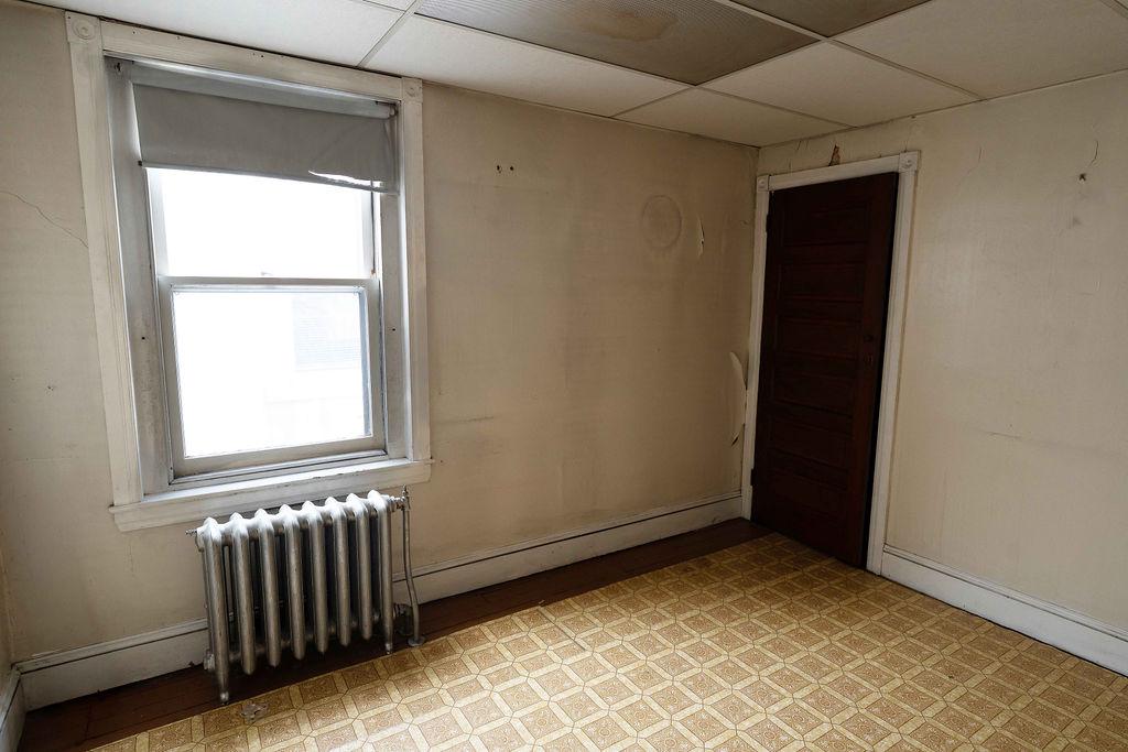 3637 Spring Garden Street Philadelphia, PA 19104 - Photo 39 of 39 a view of an empty room with a window