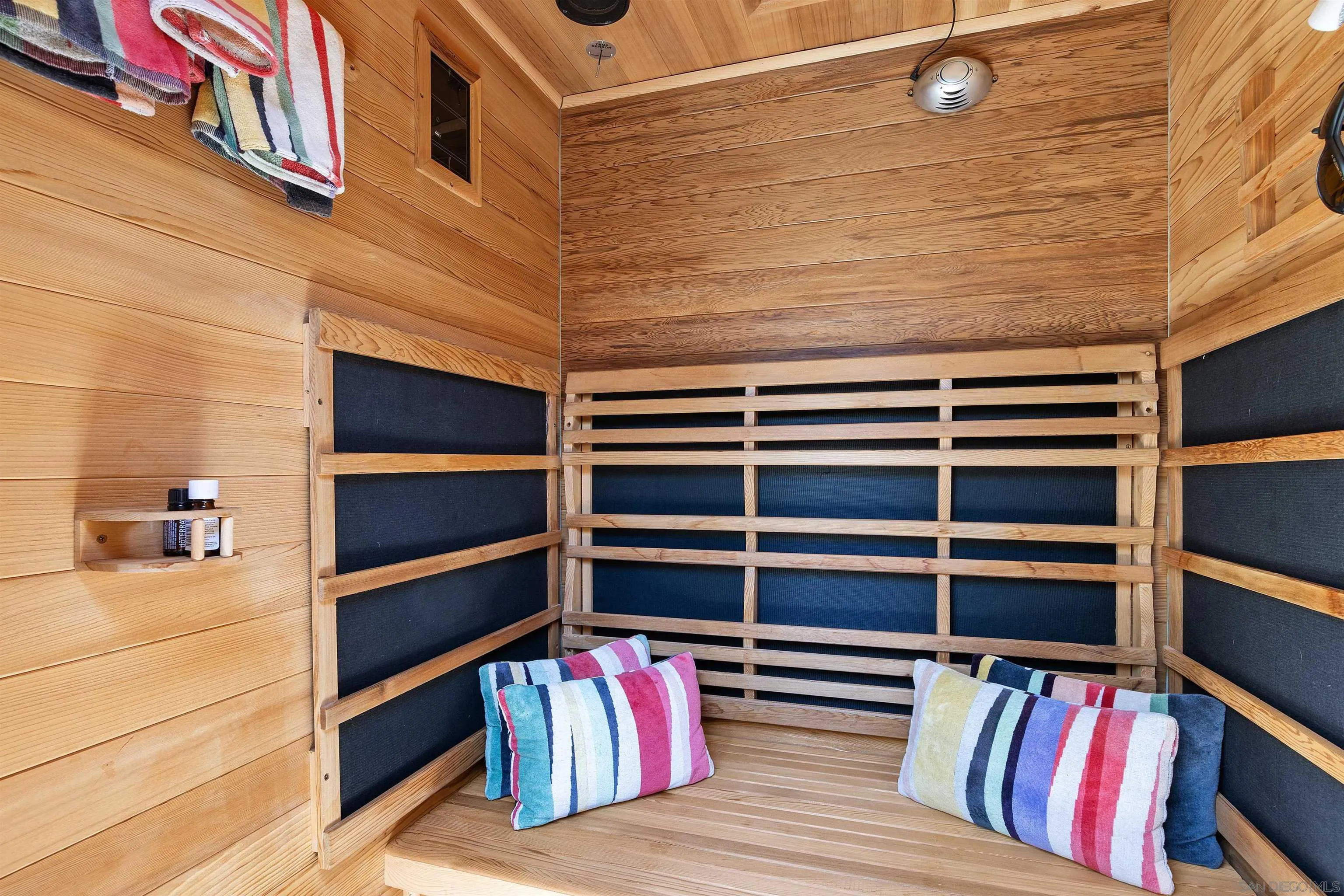 227 Neptune Avenue Encinitas, CA 92024 - Photo 33 of 36