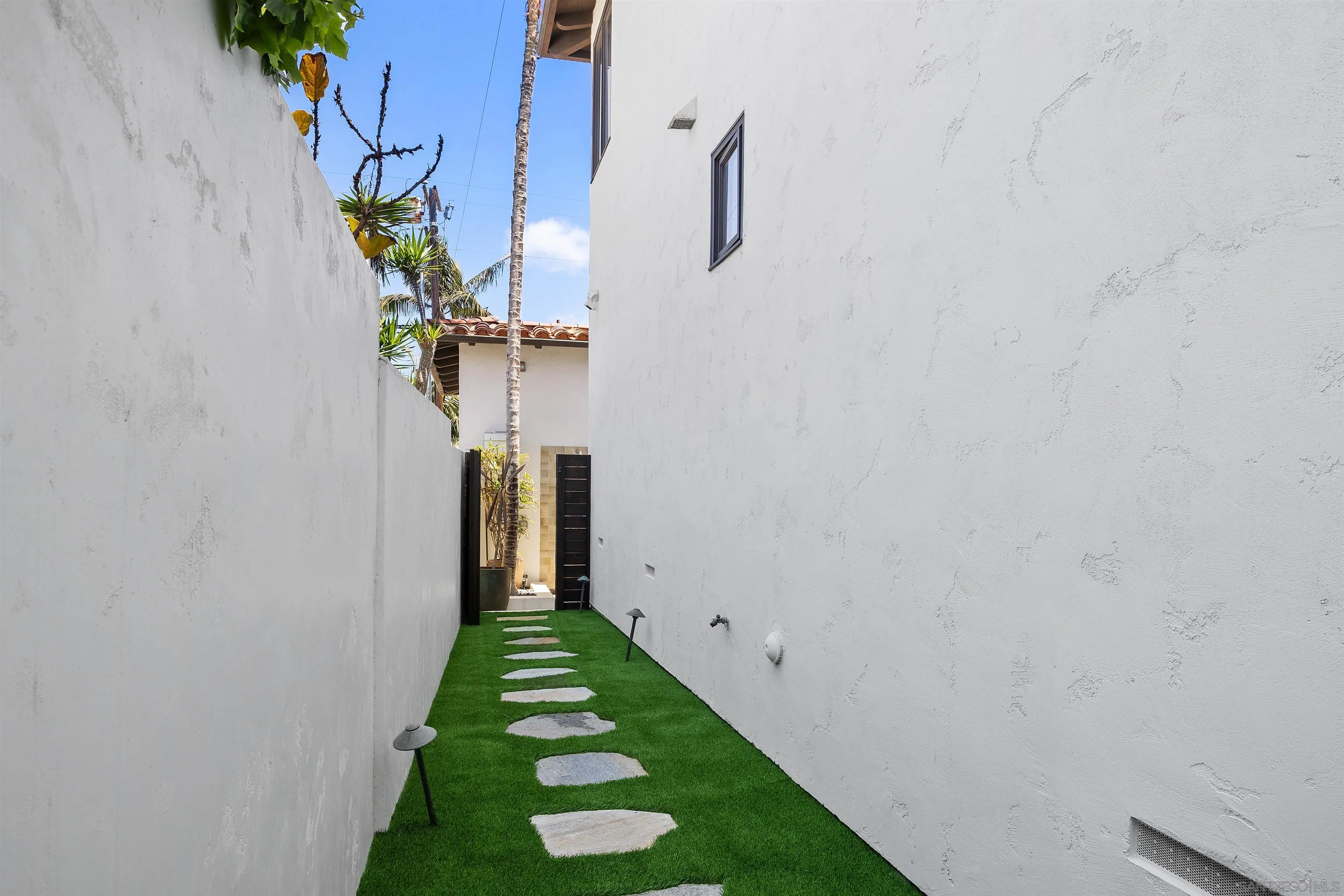 227 Neptune Avenue Encinitas, CA 92024 - Photo 36 of 36