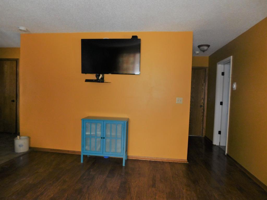 2081 Asplund Road New Richmond, WI 54017 - Photo 8 of 21 Gallery Image 8