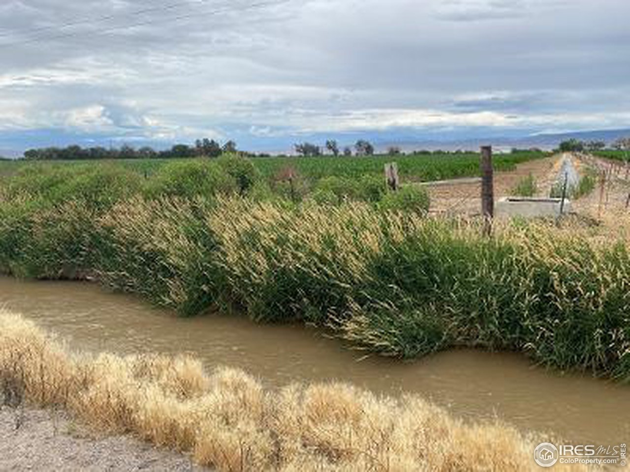 2 Banner Road Olathe, CO 81425 - Photo 2 of 7 Seasonal canal water