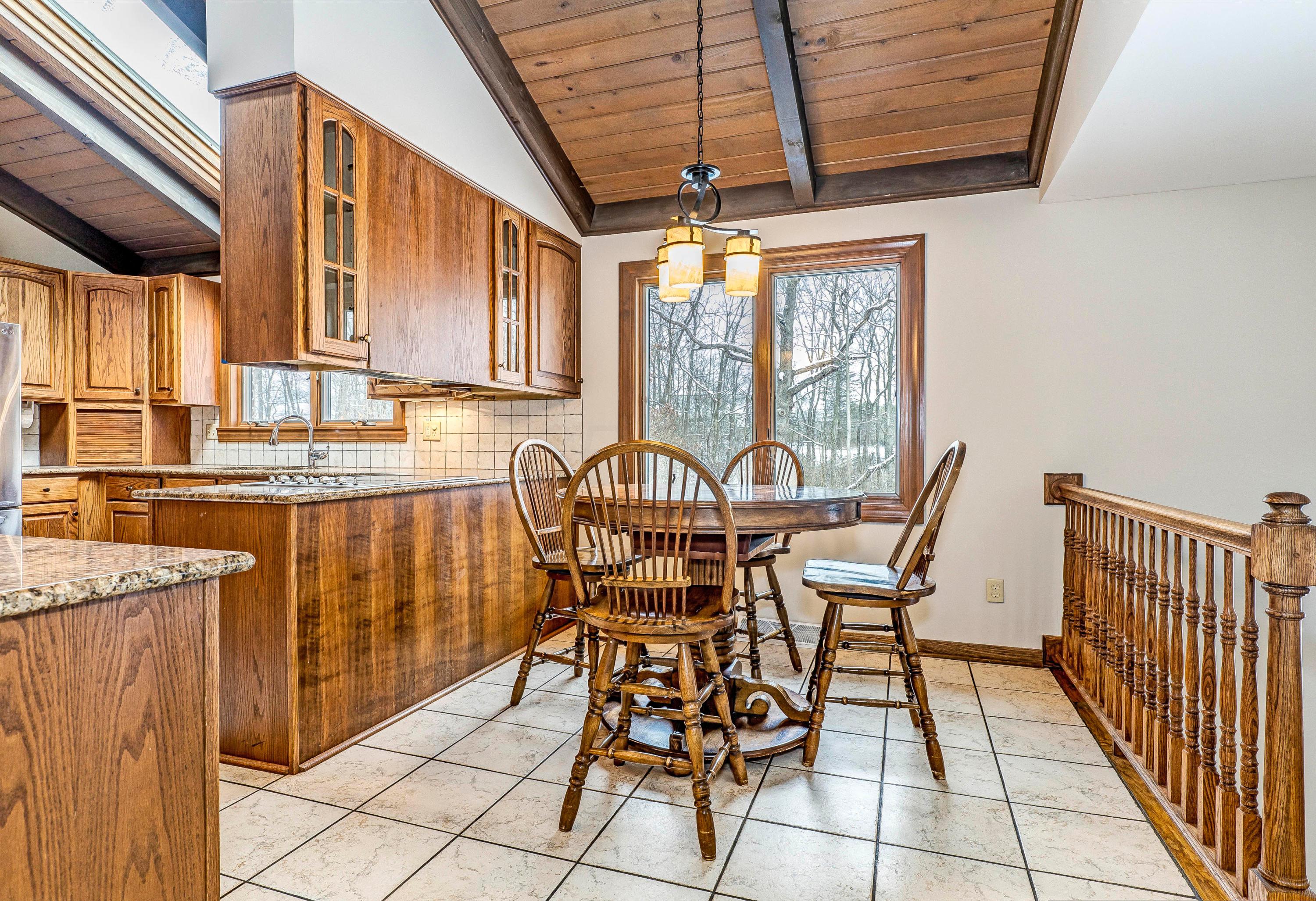 1950 Carriage Road Powell, OH 43065 - Photo 23 of 66 Gallery Image 23