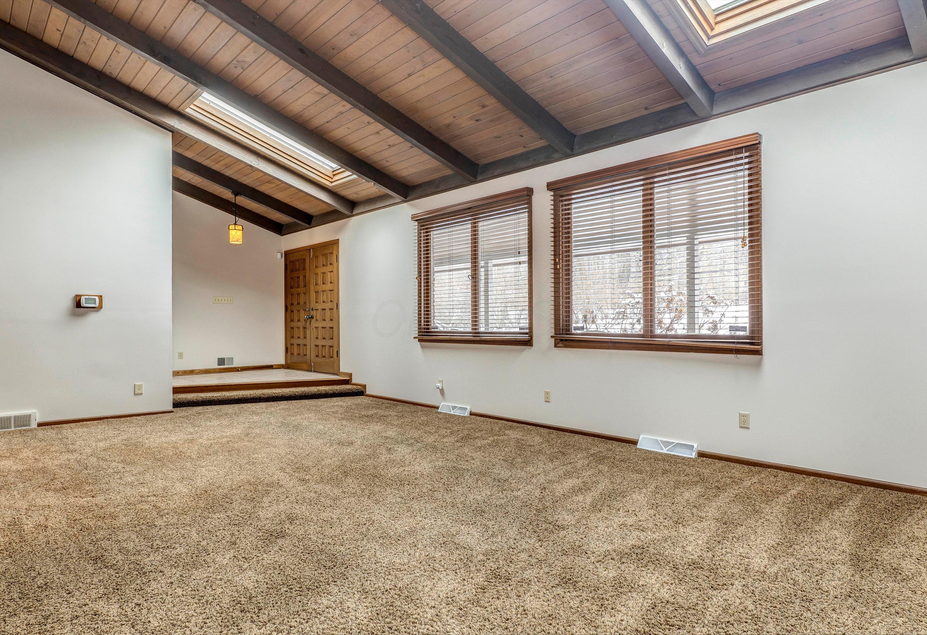 1950 Carriage Road Powell, OH 43065 - Photo 10 of 66 Gallery Image 10