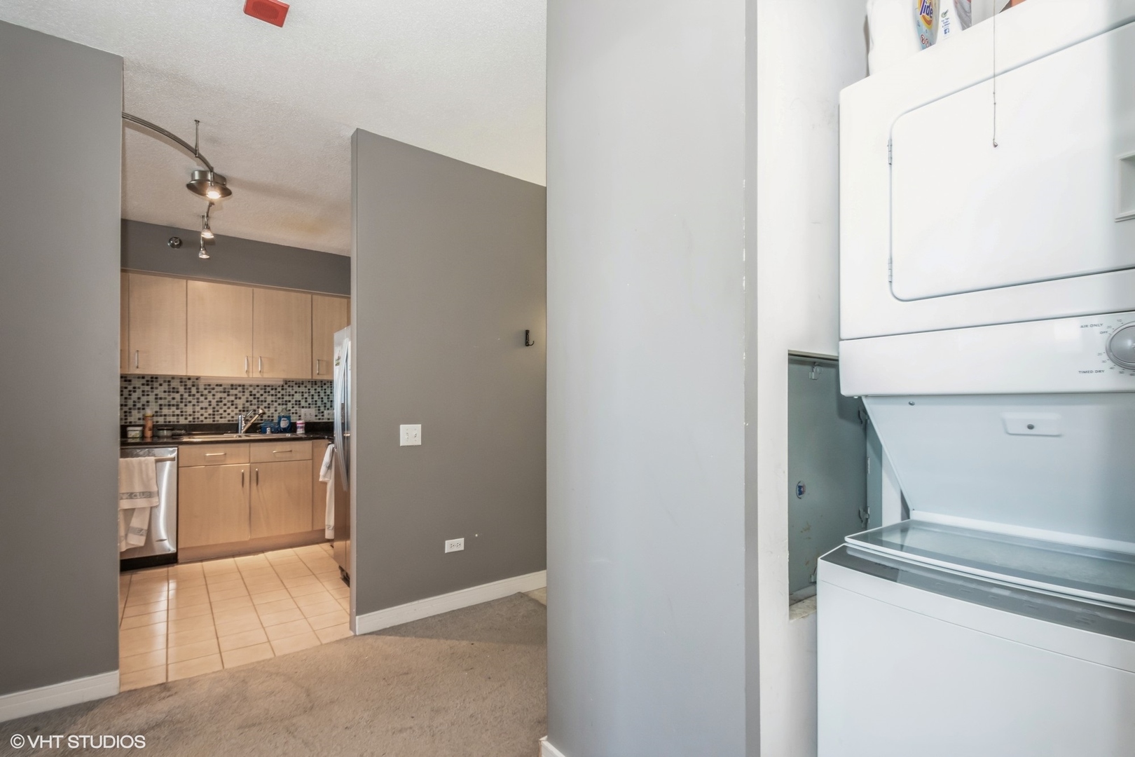 Undisclosed Address Chicago, IL 60611 - Photo 11 of 15 a bathroom with a shower