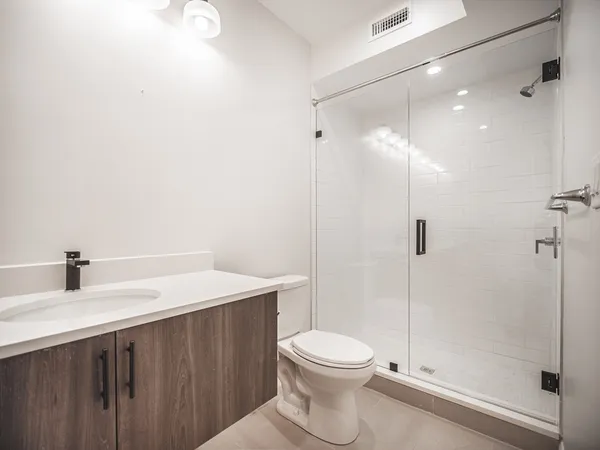 $2,975 | 194 Havre Street, Unit 201, Boston, MA 02128