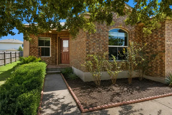 $310,000 | 207 Wildcat Drive, Bastrop, TX 78602