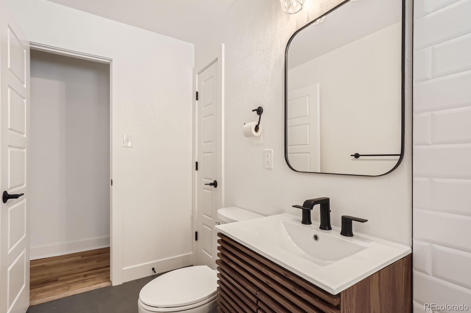 10600 East 25th Avenue Aurora, CO 80010 - Photo 14 of 32