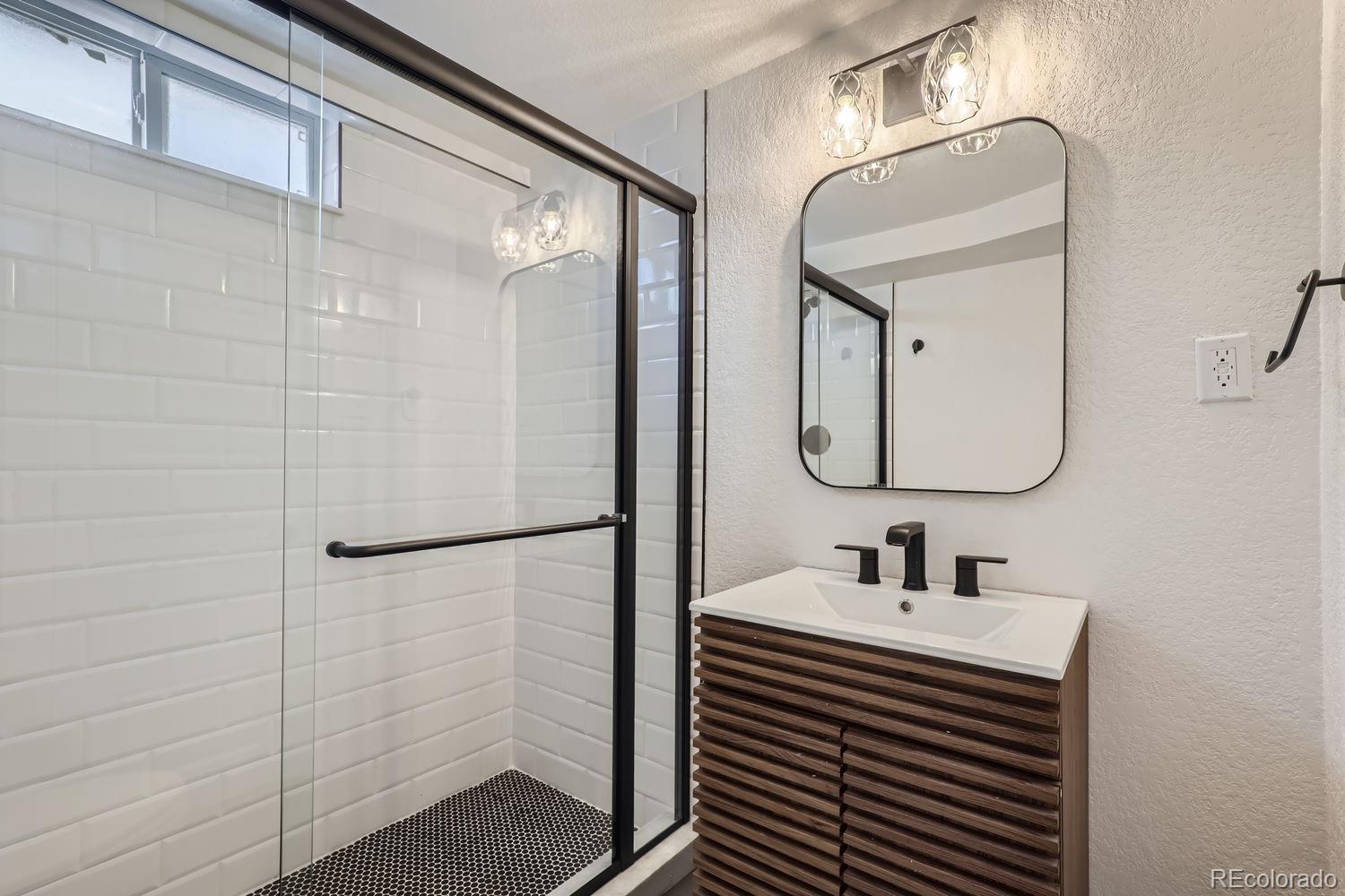 10600 East 25th Avenue Aurora, CO 80010 - Photo 23 of 32