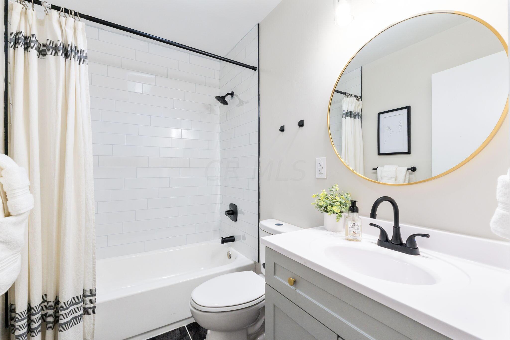 1081 Racine Avenue Columbus, OH 43204 - Photo 11 of 53 1081 Racine Ave (Interior)-24