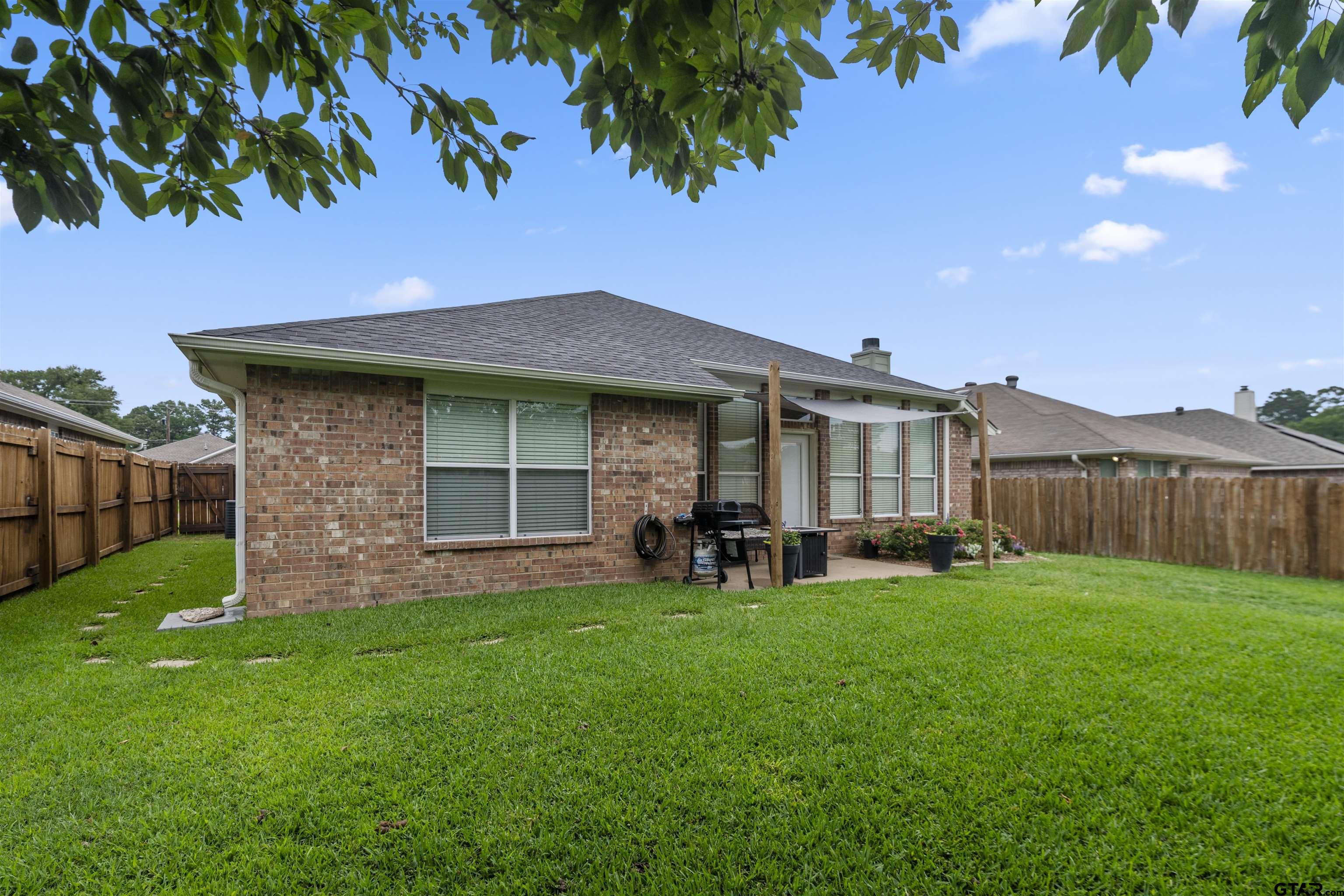 6981 Ranch Hill Drive Flint, TX 75762 - Photo 5 of 36