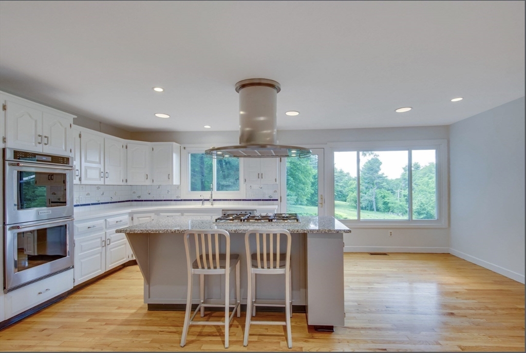107 Farm Street Dover, MA 02030 - Photo 3 of 13