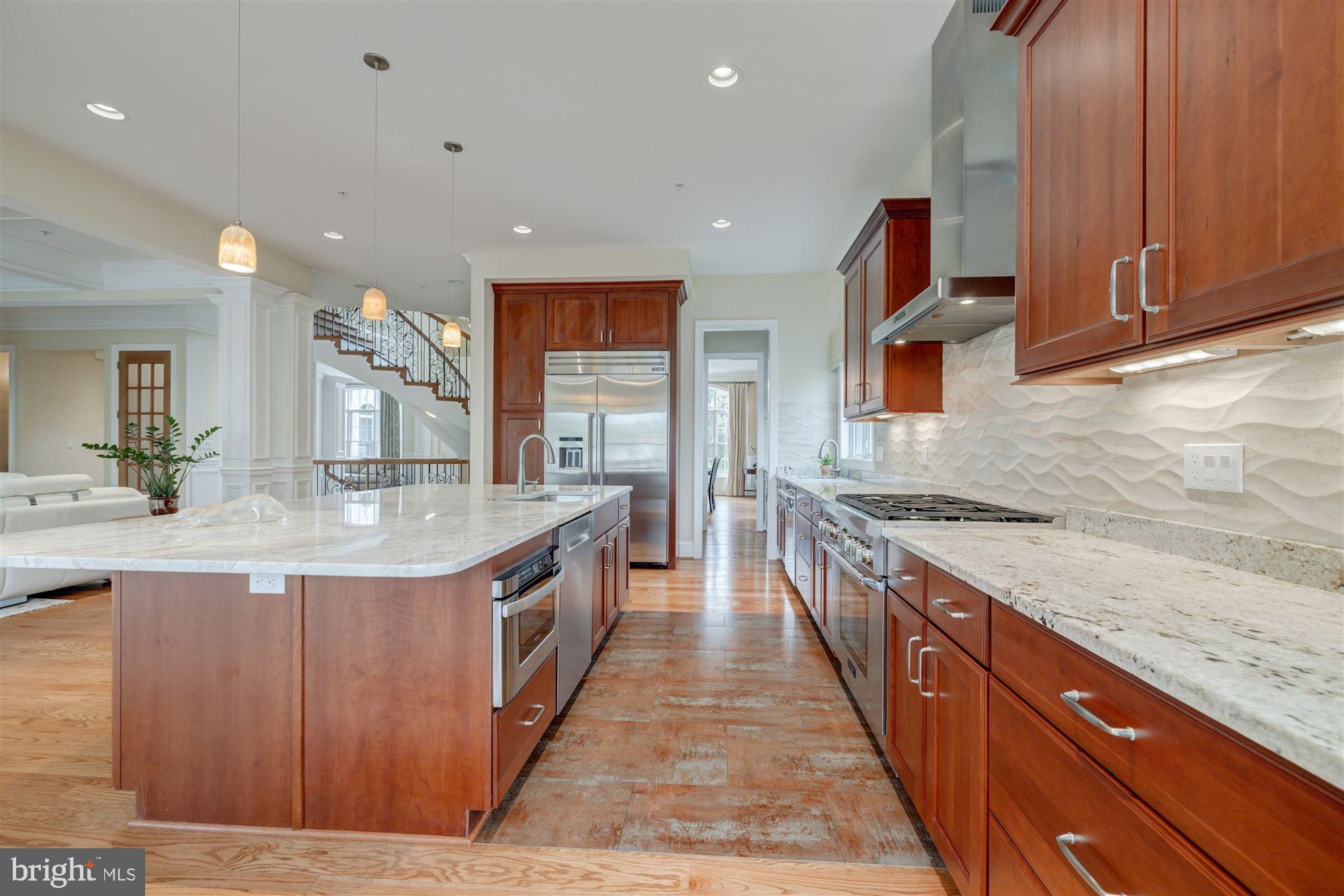 9810 Hall Road Potomac, MD 20854 - Photo 15 of 77