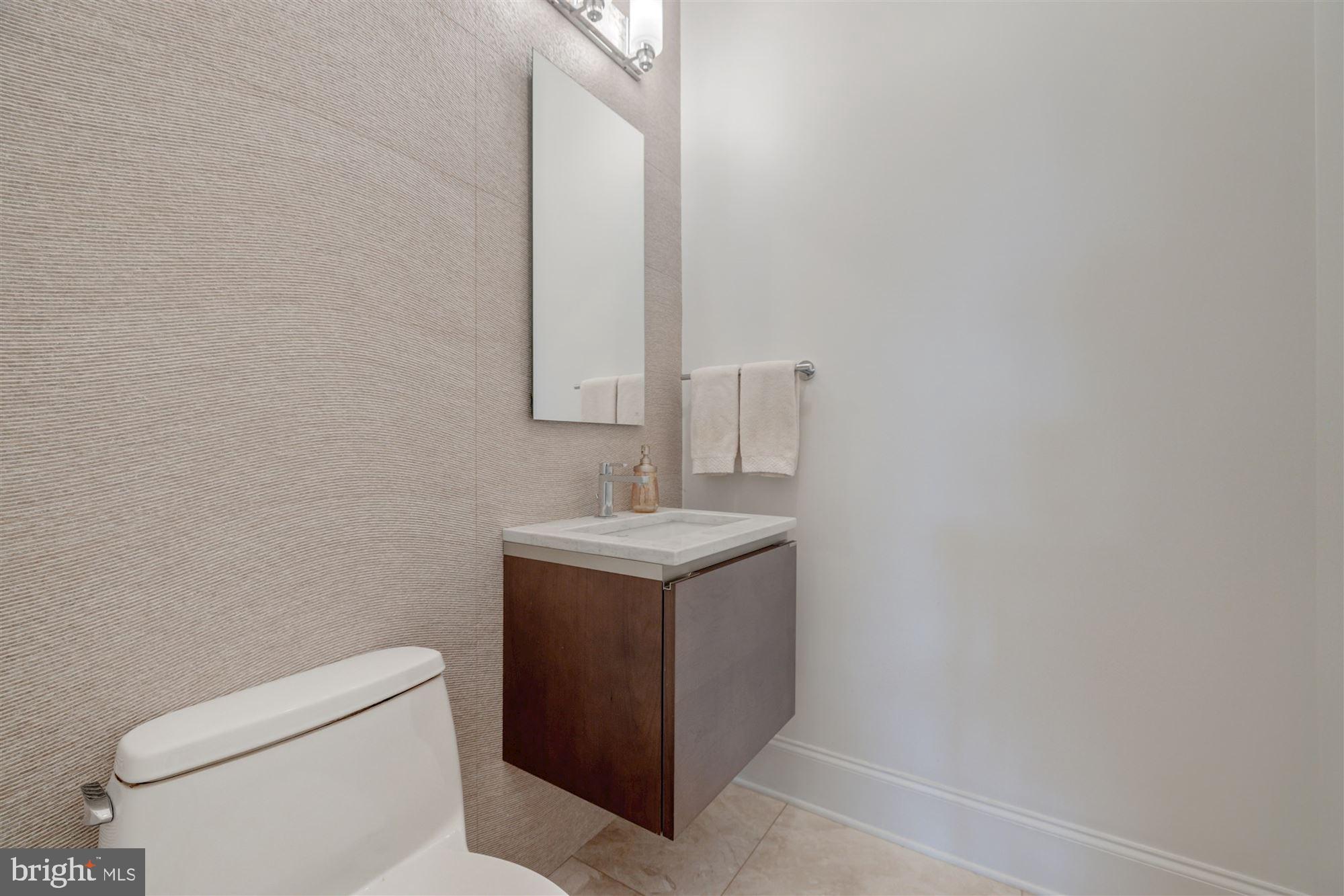 9810 Hall Road Potomac, MD 20854 - Photo 29 of 77 Discreetly placed main level Powder Room