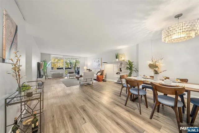 $499,000 | 200 Grand Cove Way, Unit 3G, Edgewater, NJ 07020