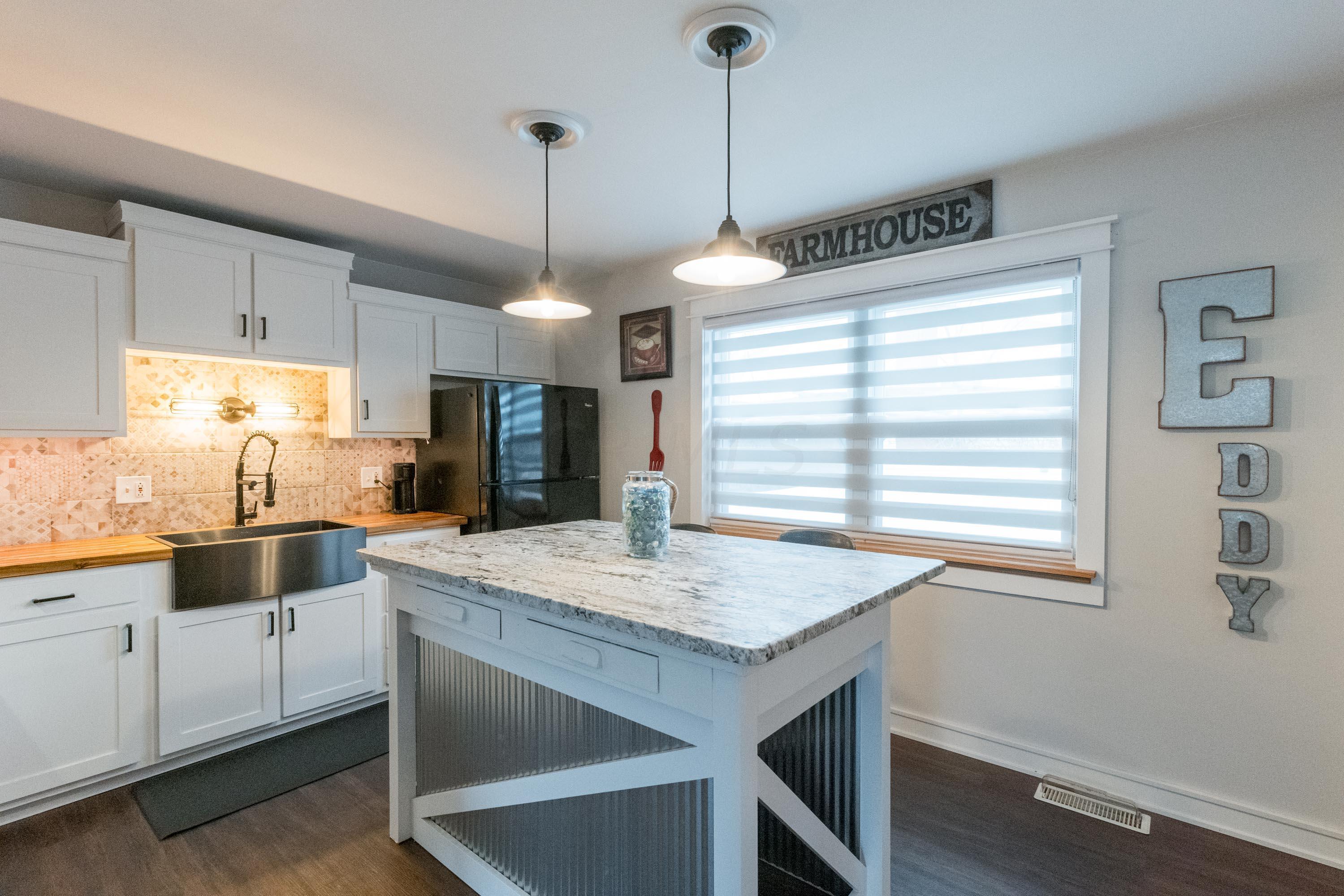 3878 Armada Road Columbus, OH 43232 - Photo 13 of 54 Kitchen